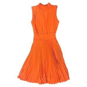 NANETTE by NANETTE LAPORE pleated sleeveless dress